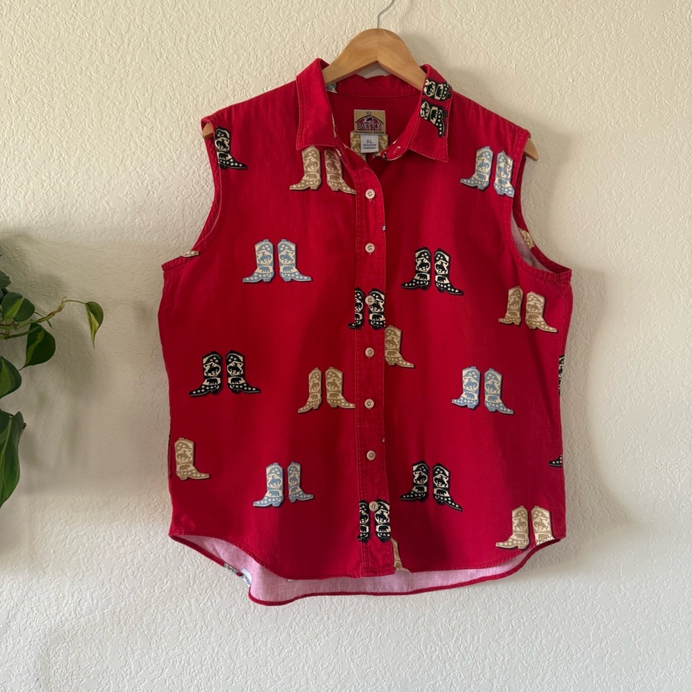 Barn Fly Vintage Sleeveless Women’s Shirt with Boot Print
